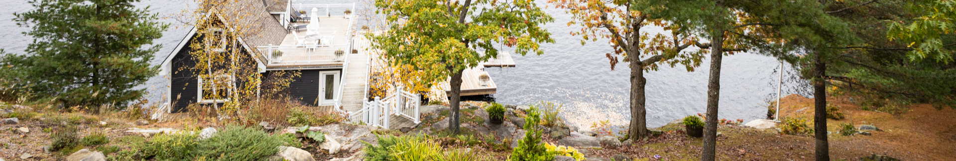 Newly Listed luxury cottage with boathouse and bunkie, ample space to sprawl with the whole family