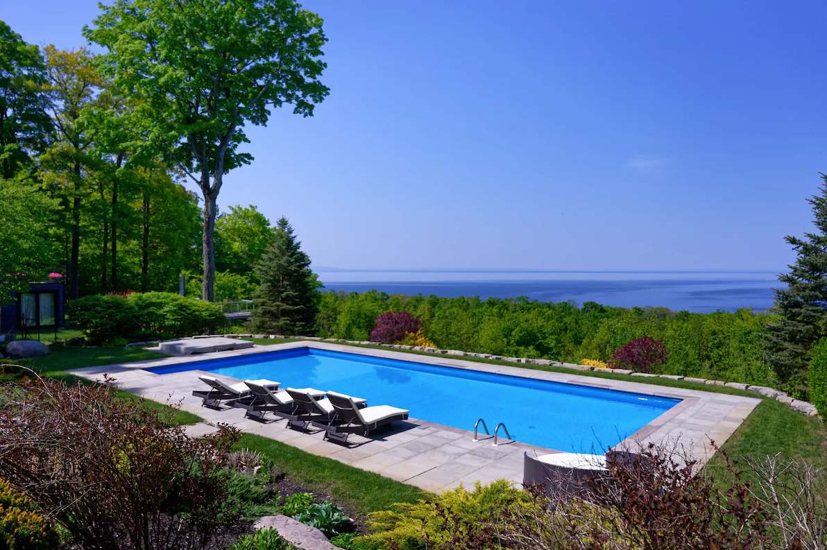 729 Georgian Bay
