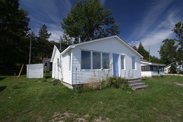 RC - Cottage #1727