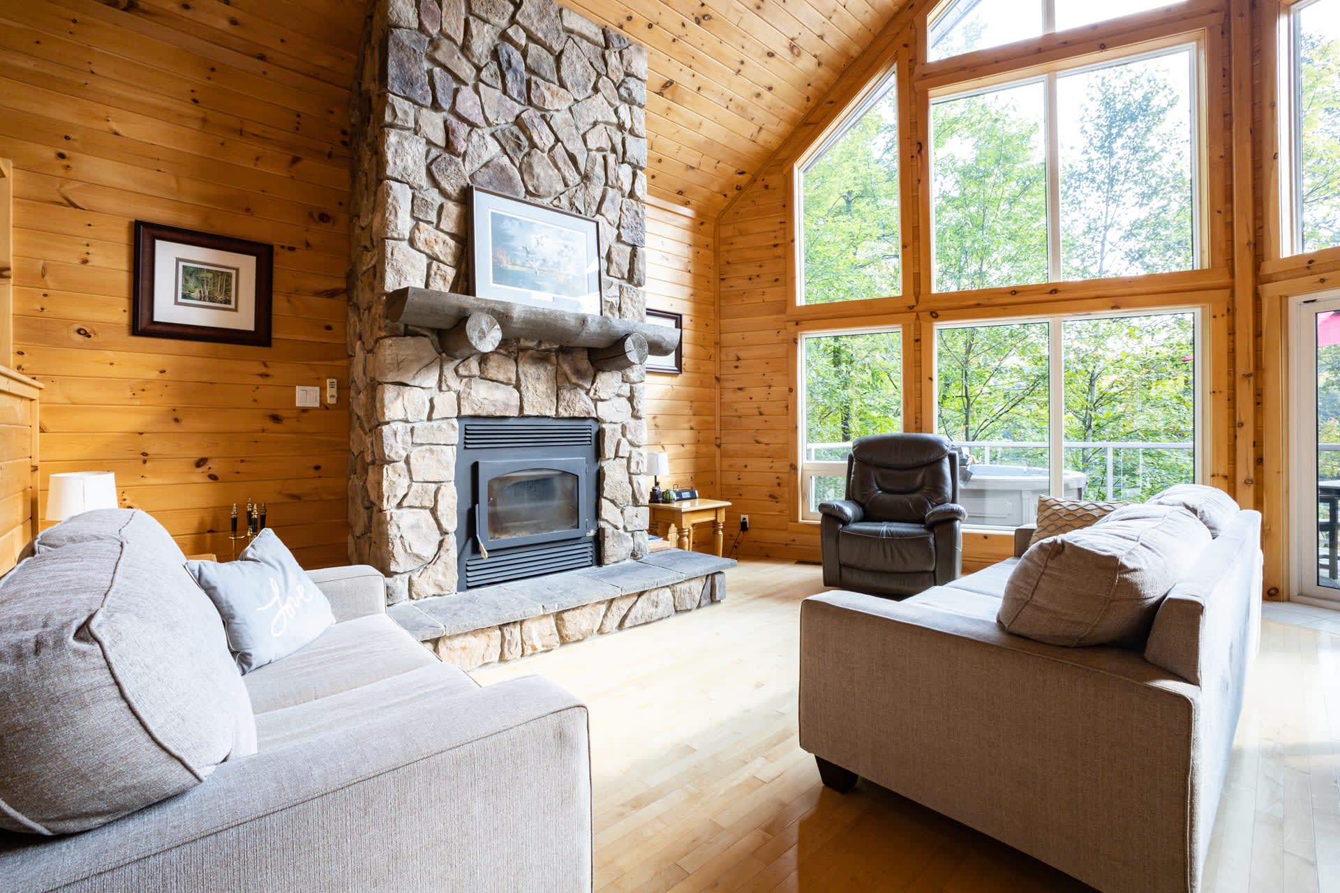 316 Lake of Bays