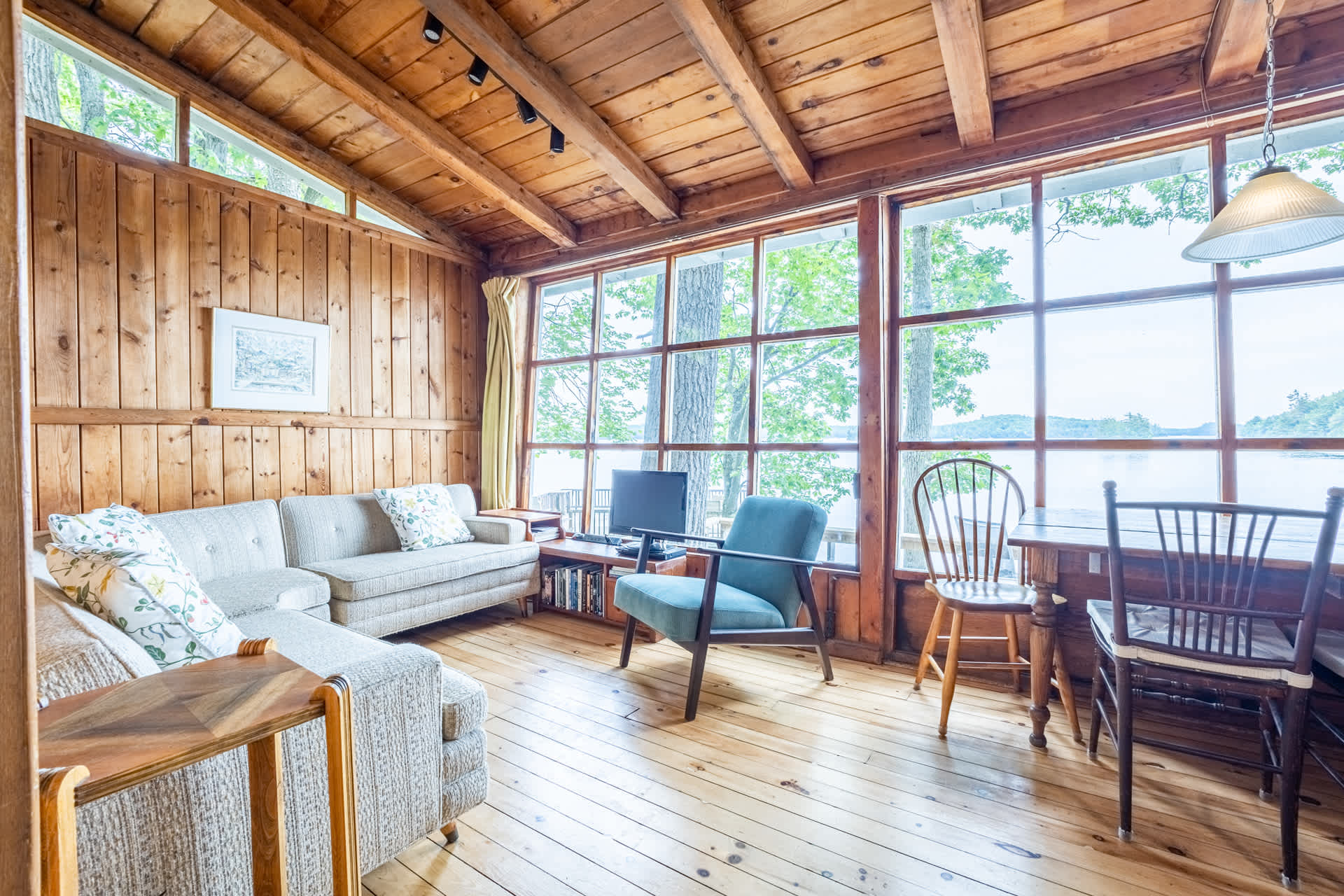245 Lake Muskoka