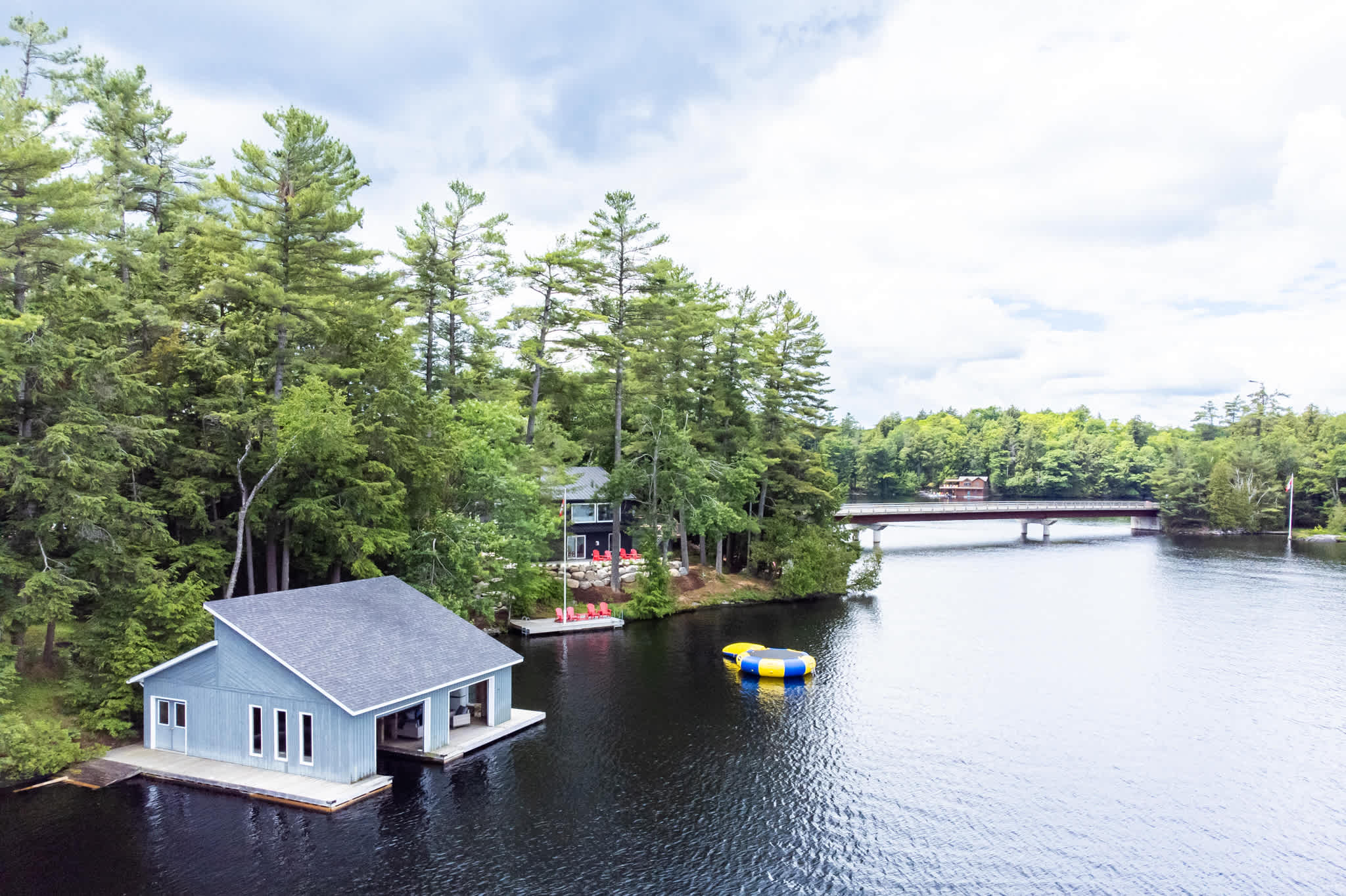 252 Lake Muskoka