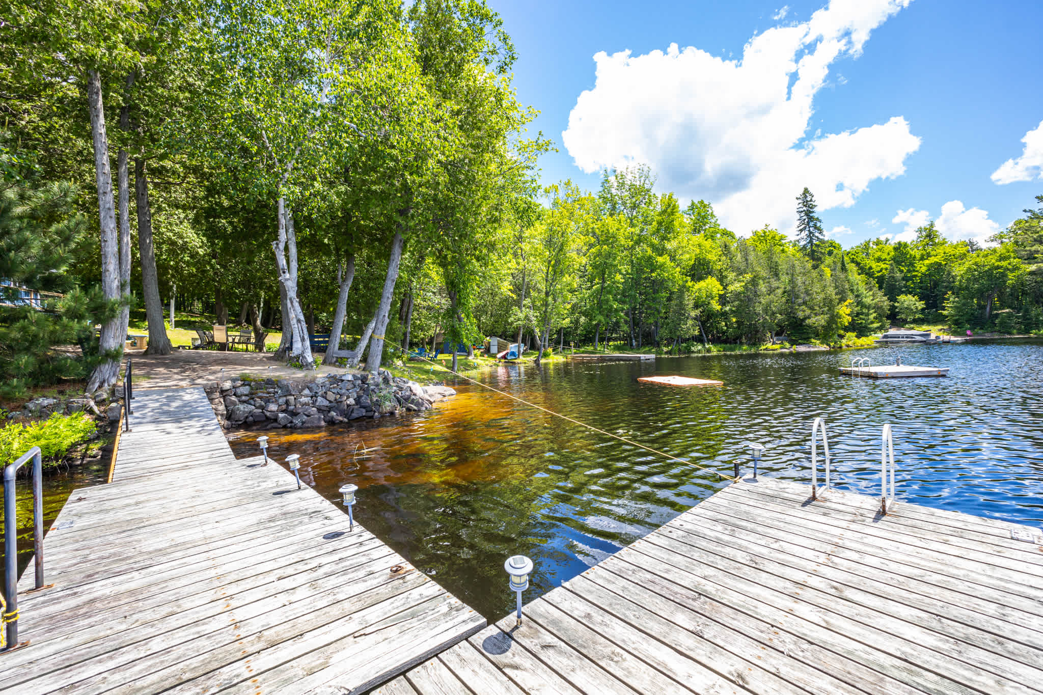 455 Whitestone Lake