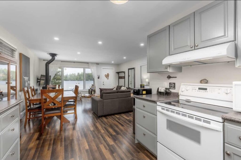 Cottage #842