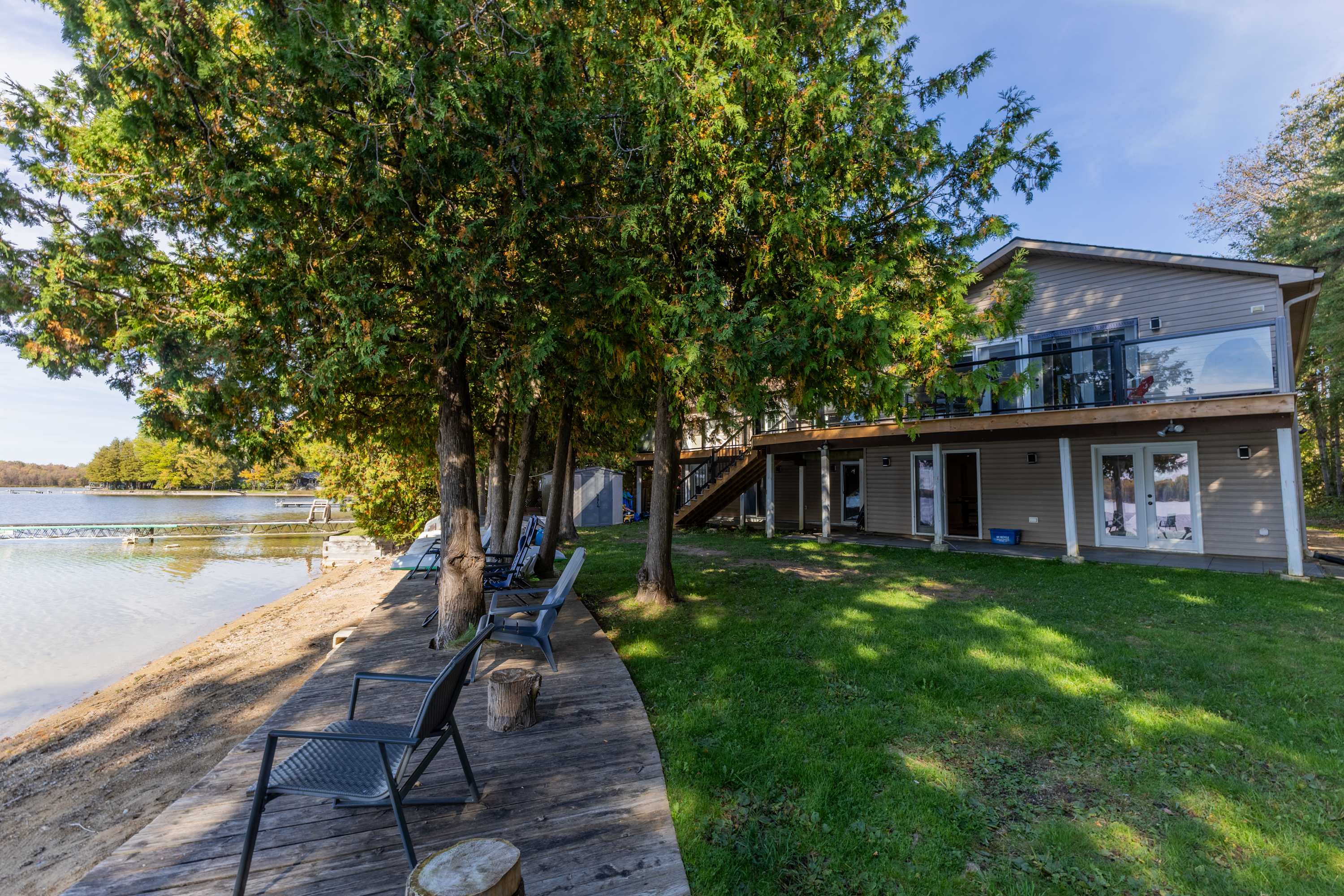 RC - Cottage #1018