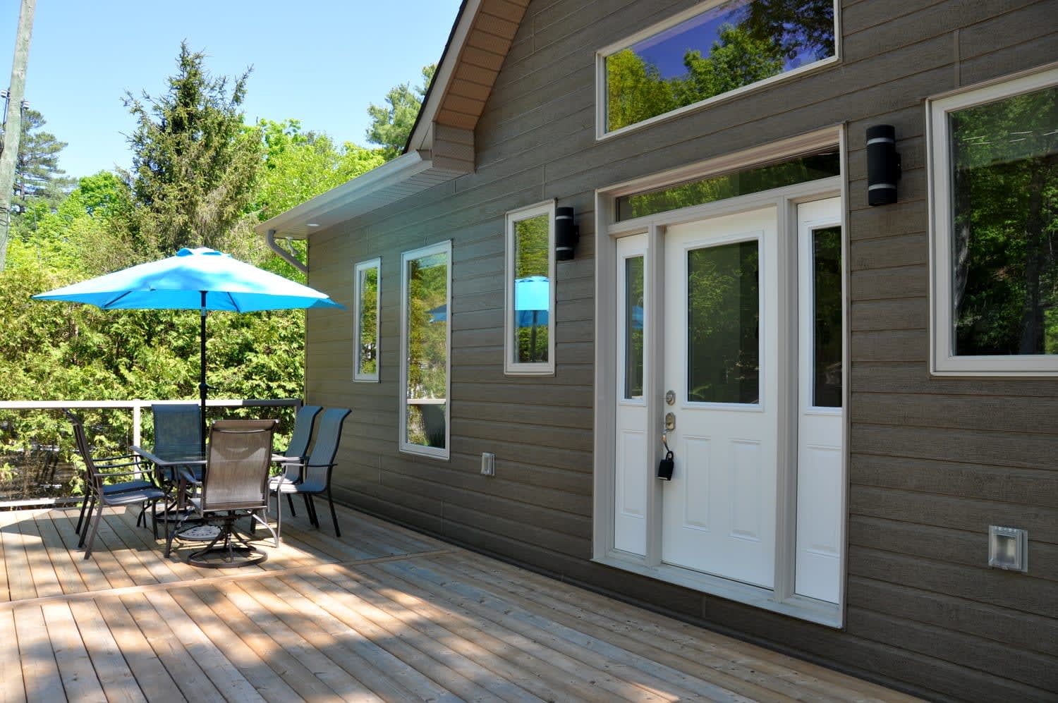 How Guest Reviews Improve Bookings for Cottage Owners
