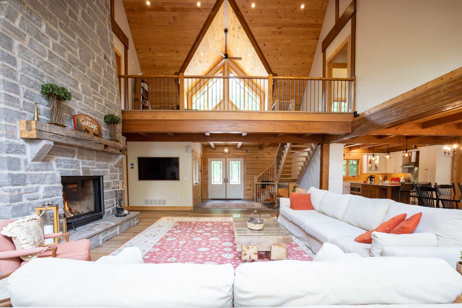 Multi-Family Reunion Cottage Rentals in Ontario: Your Guide to the Perfect Family Getaway