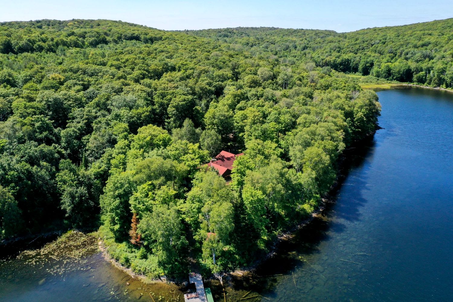 Cottage 379 for Rent on Slipper Lake near Sundridge in Haliburton