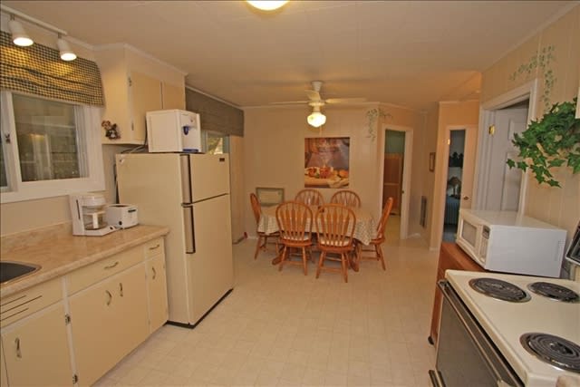 Cottage #1172