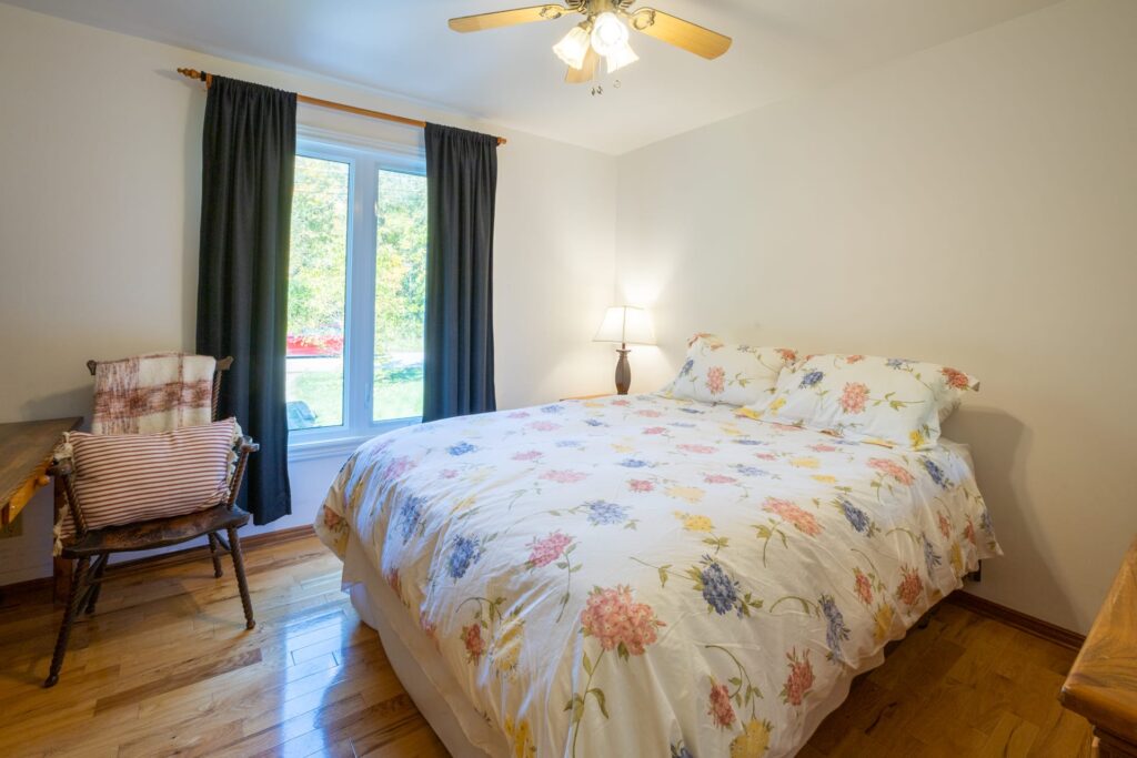 Cottage 920 for Rent on Lake Simcoe near Orillia in County of Simcoe