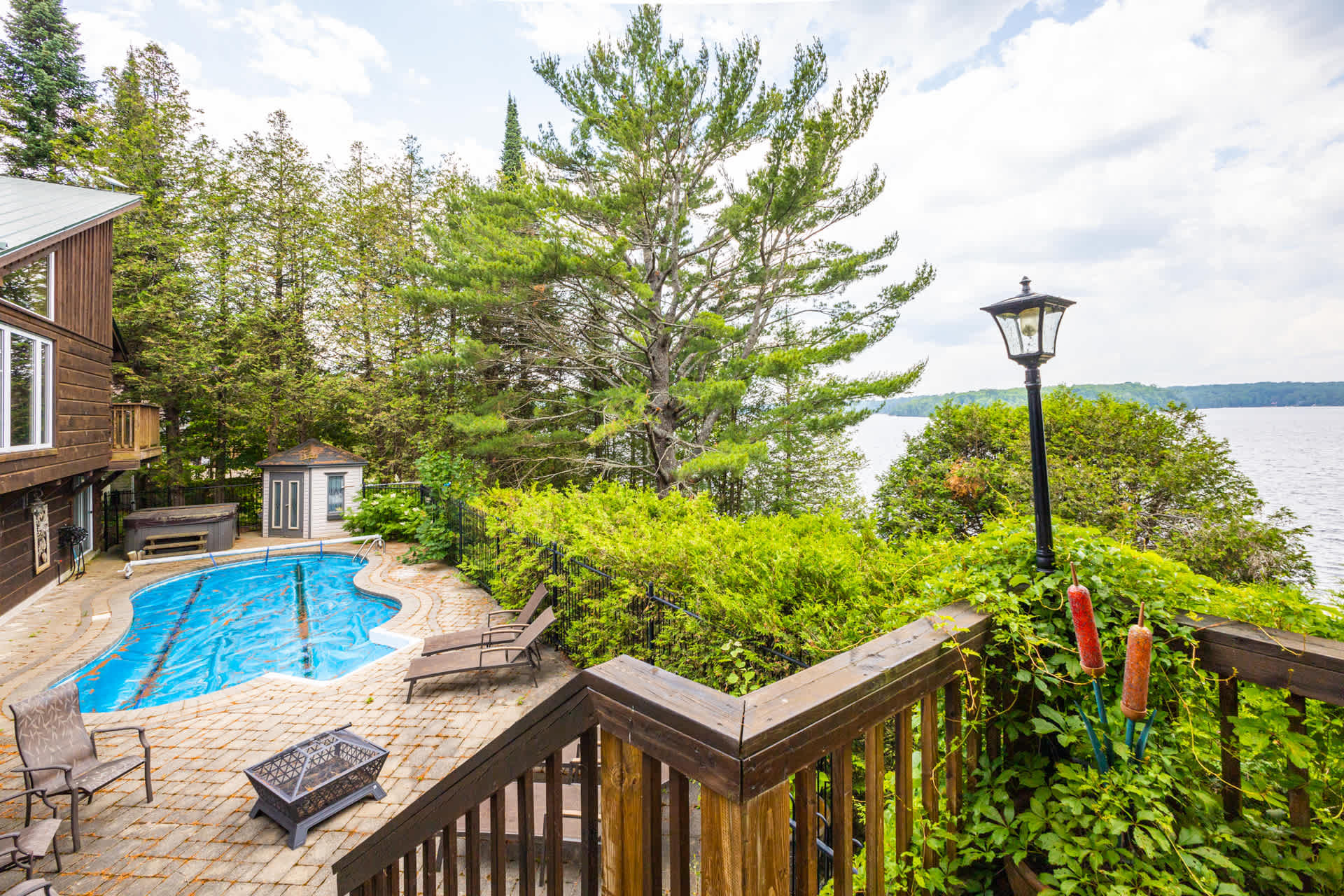 648 Chandos Lake